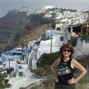 Meet your Posher, Roxanne